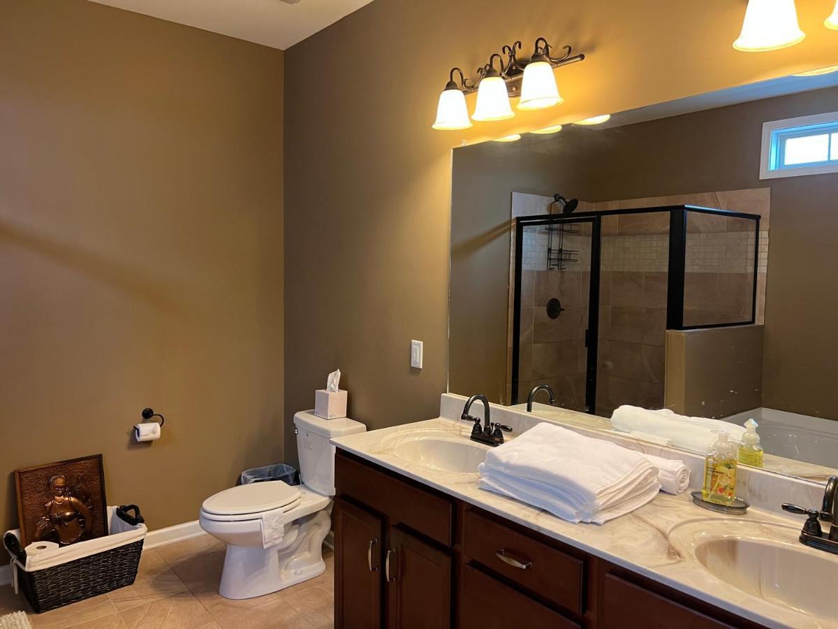 Five Stars Luxury Home Кларксвил Екстериор снимка